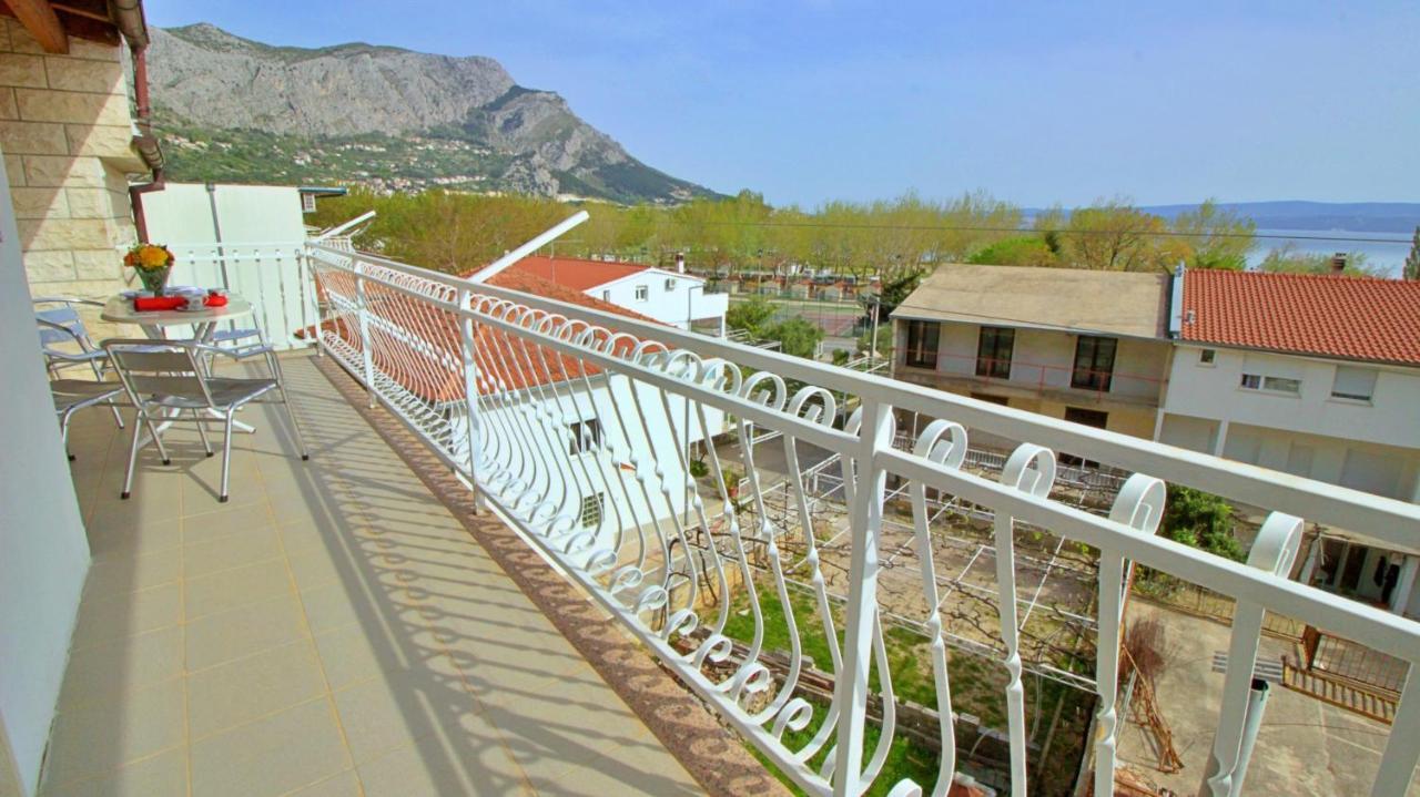 Apartments Iko Omiš Екстериор снимка