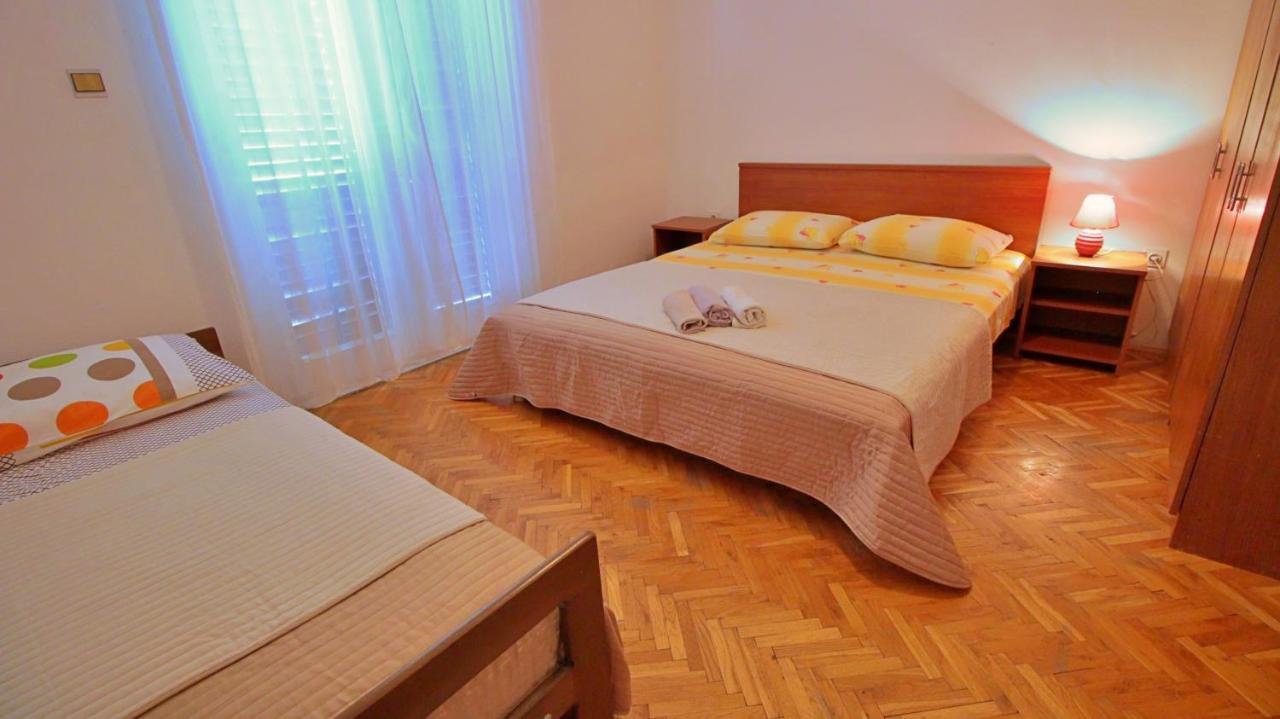 Apartments Iko Omiš Екстериор снимка