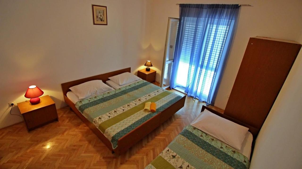Apartments Iko Omiš Екстериор снимка