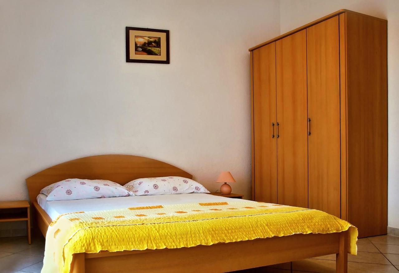 Apartments Iko Omiš Екстериор снимка